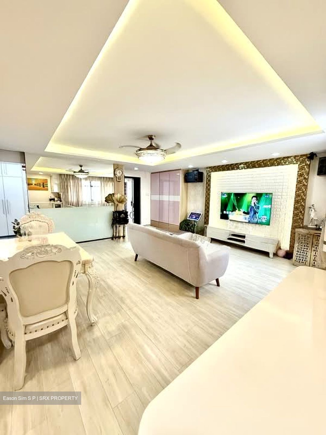 Blk 261B Sengkang East Way (Sengkang), HDB 5 Rooms #538602191